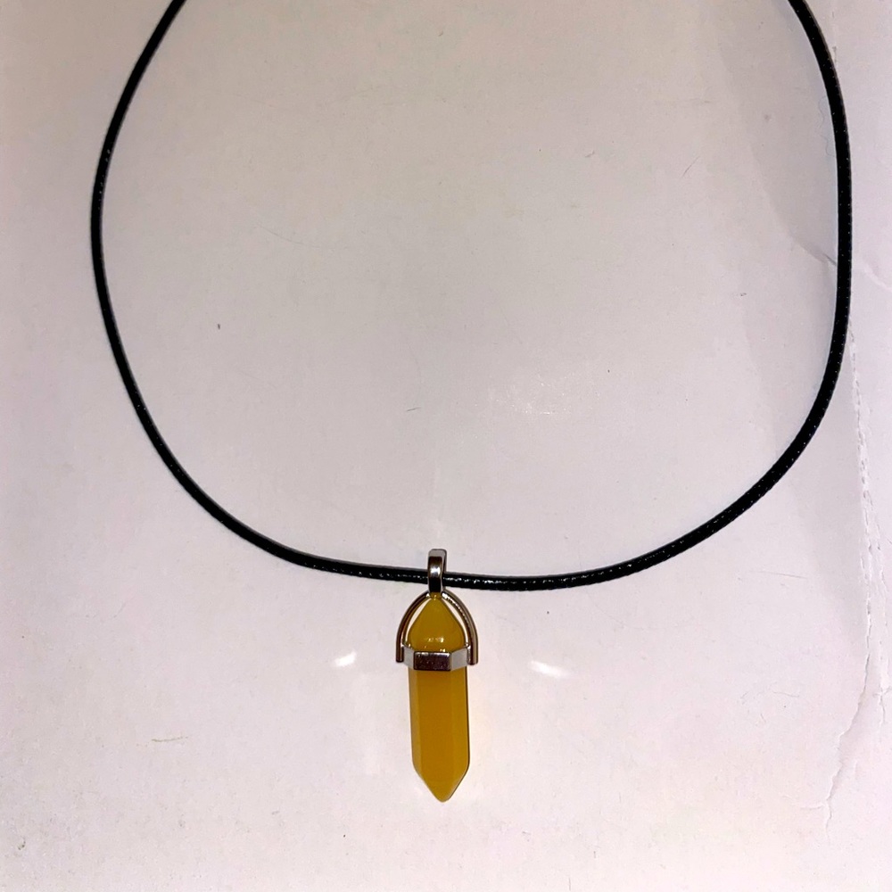 Yellow gemstone necklace